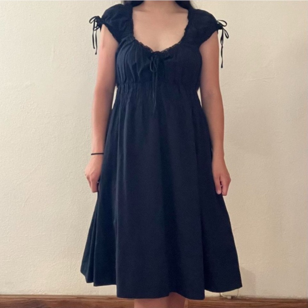 Maeve Anthropologie Black Milk Maid Style Midi Dress Size: 6